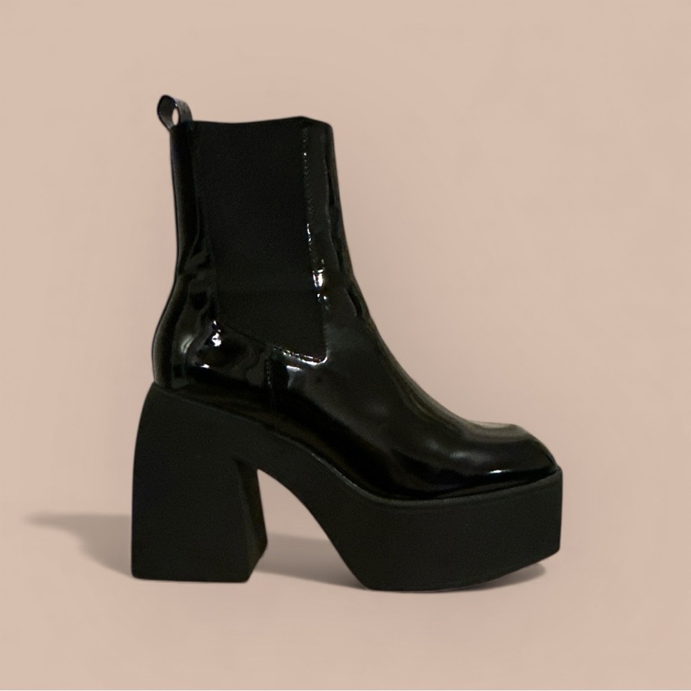 Steve Madden Patent Black Platform Boots